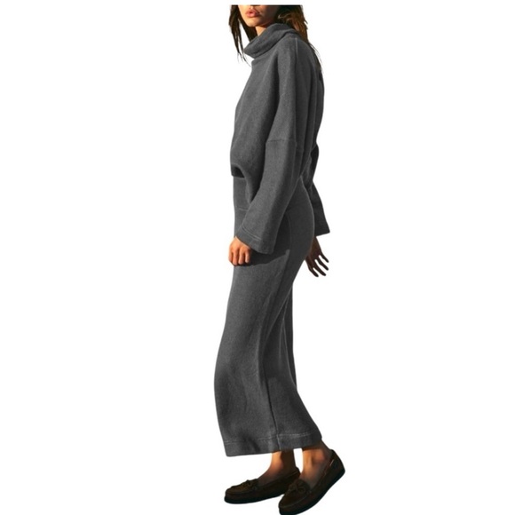 Free people Women's Gray Turtleneck Sweater skirt set - Picture 3 of 15